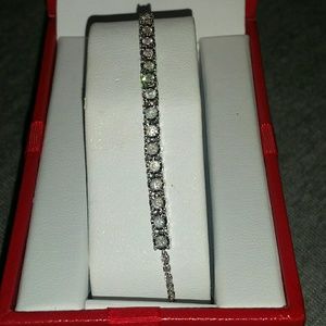 Diamond bracelet